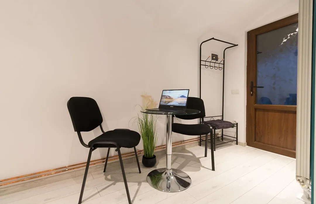 3,14 Studio-1