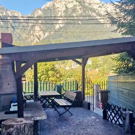 Apartament in vila langa Castelul Cantacuzino-2