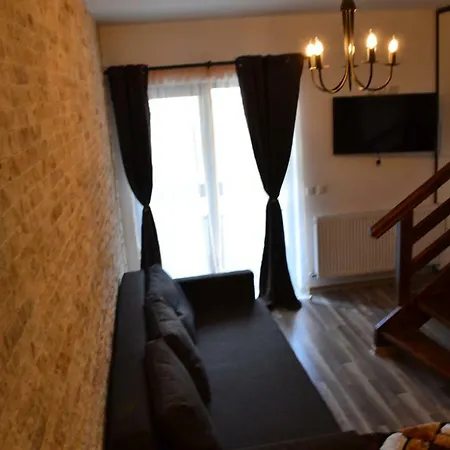 Apartament Golden Rose 1-3