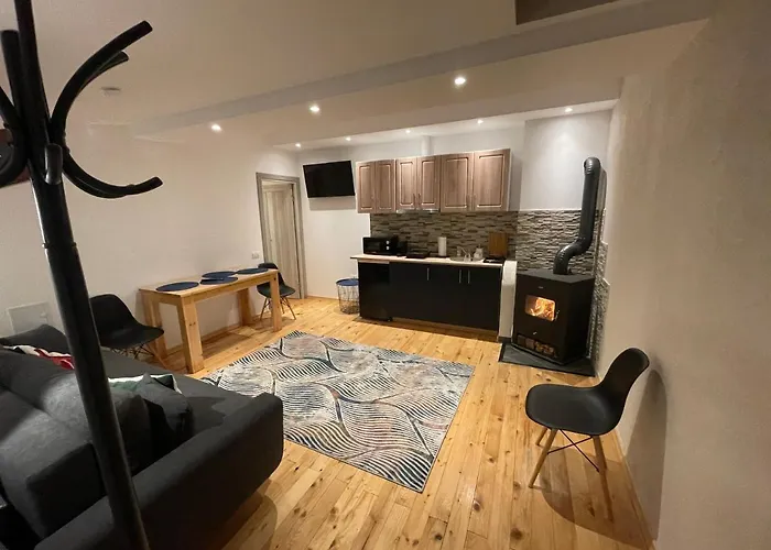 La Casa Verde Buşteni