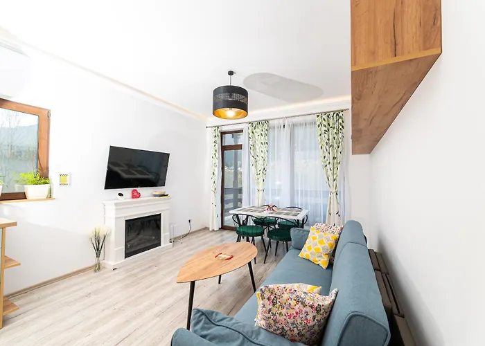 Cross Caraiman View 2 Apartment Buşteni