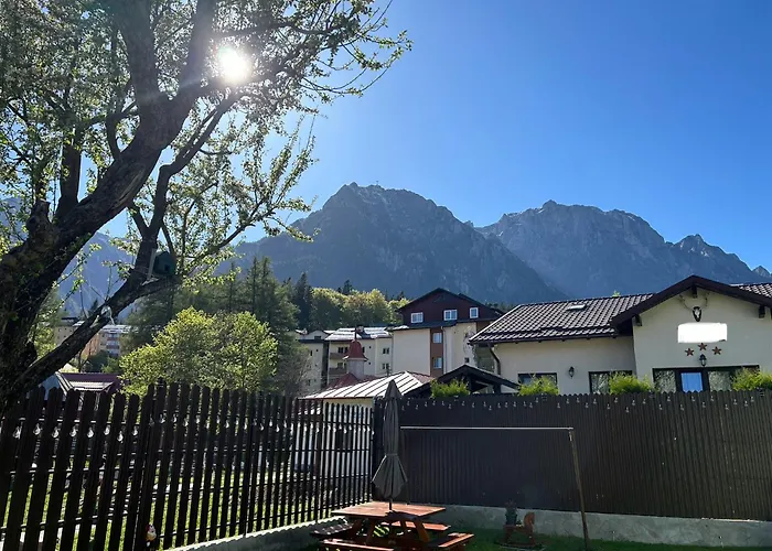 La Casa Verde Buşteni